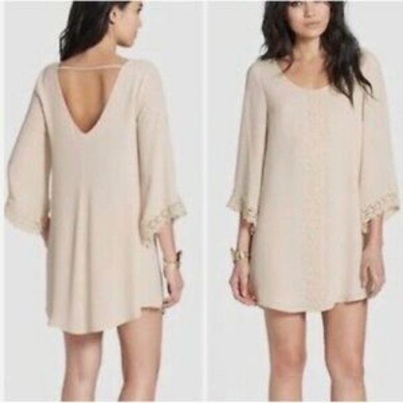 Astr Boho Mini Dress Scoop Neck Open Back In Cream Size Small EUC - Picture 2 of 13